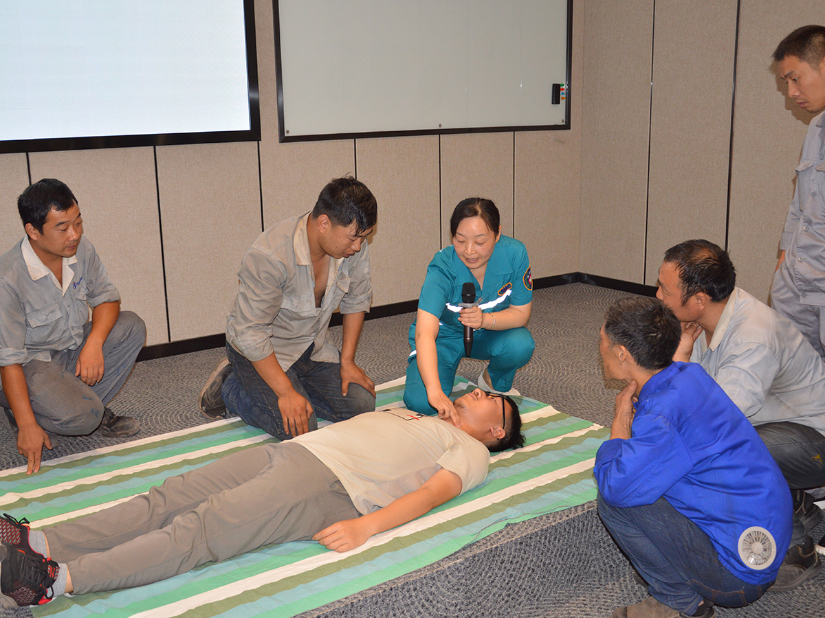 應(yīng)急救治知識(shí)培訓(xùn)講座